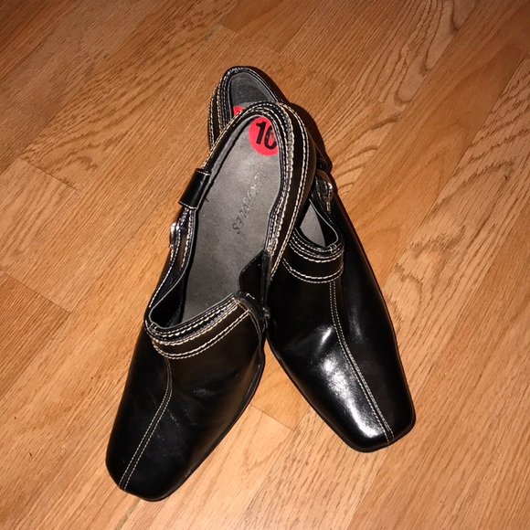 Aerosoles Ankle Boots - Picture 6 of 8